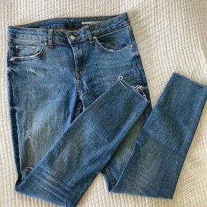 Zara Distressed Cropped Skinny Jeans